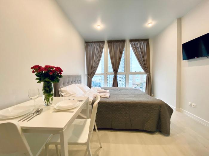 Видові апартаменти MYFREEDOM поруч із метро Харківська