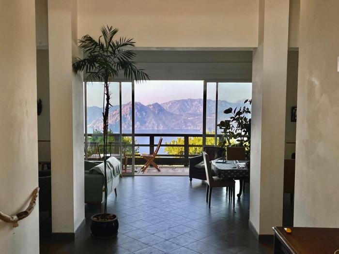 Corse Piana villa d’architecte vue exceptionnelle