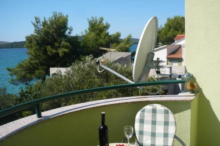 Holiday apartment in Zaboric with sea view, balcony, air conditioning, WiFi 5177-1