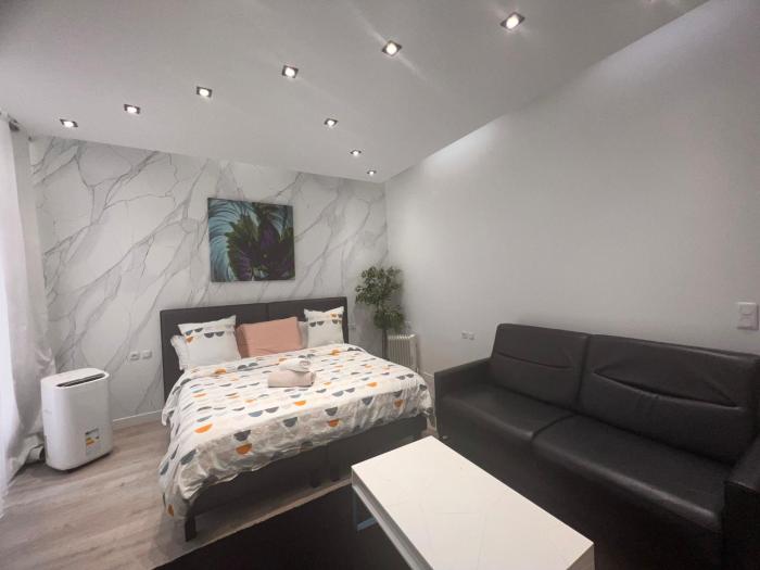 Cosy Studio Champs-Élysées - HALA PARIS