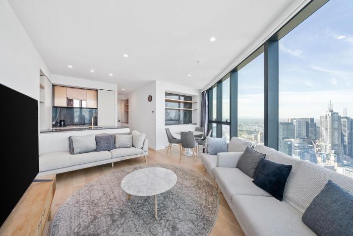 Melbourne 3BR Apartment