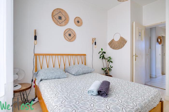 Charming apartment with Cosy Balcony Old Port