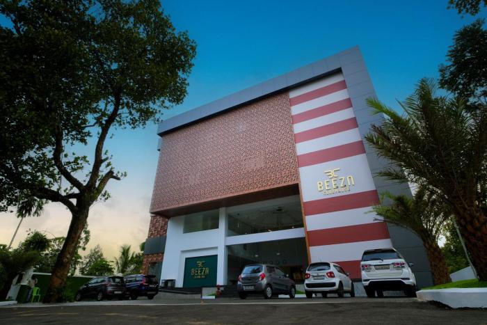 Beeza Clubhouse
