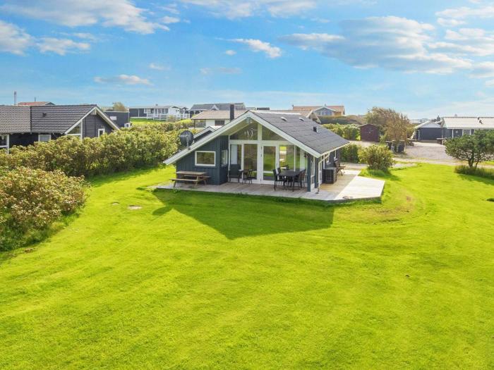 4 person holiday home in Lemvig-By Traum