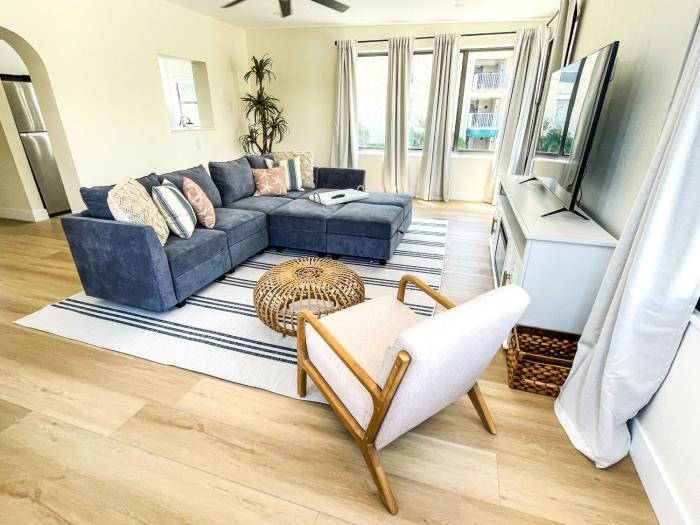 Bougainvilla Seaside Suites