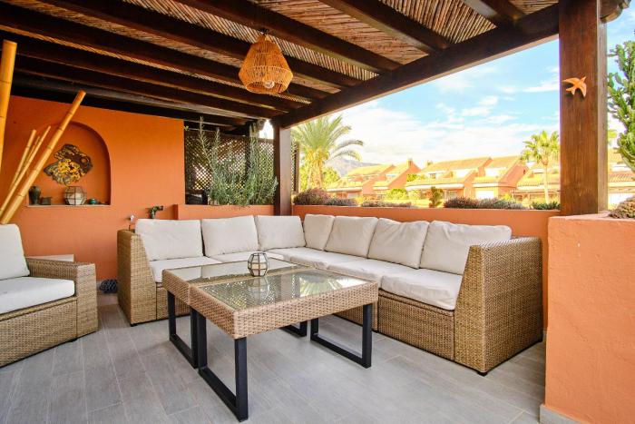 Beautiful duplex penthouse near Puerto Banus