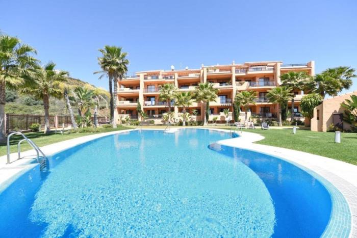 View on golf - swimmingpool - the sea at La Cala