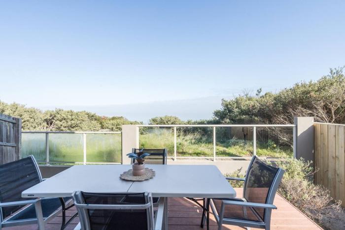 Tides and Treasures Unveil a Bonbeach Beachfront Bliss