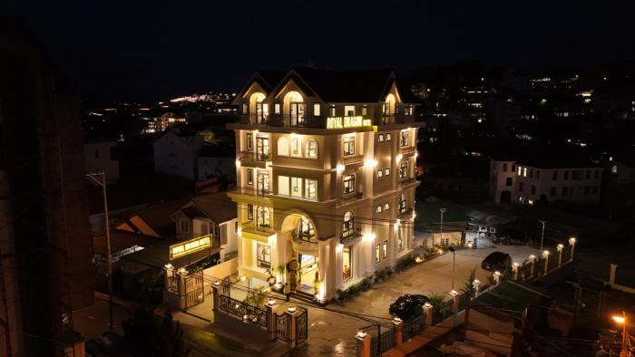 ROYAL DRAGON HOTEL