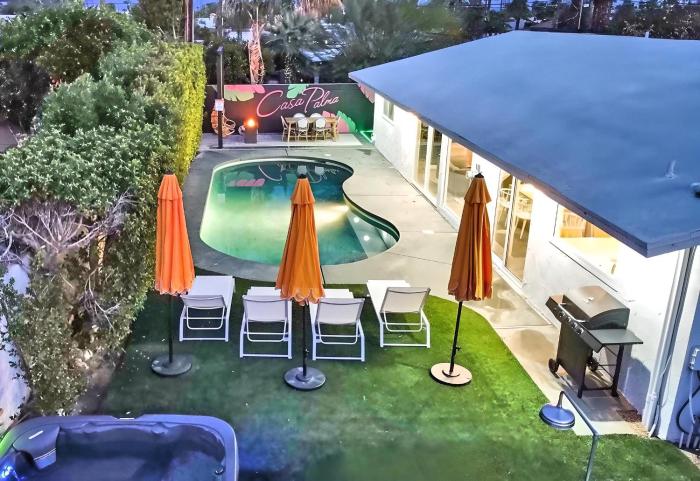 Casa Palma - Pool, Hot Tub, Outdoor Shower & Ping Pong