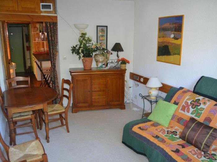 Studio rénové 4 pers, Arc 1800, proche pistes - FR-1-411-758