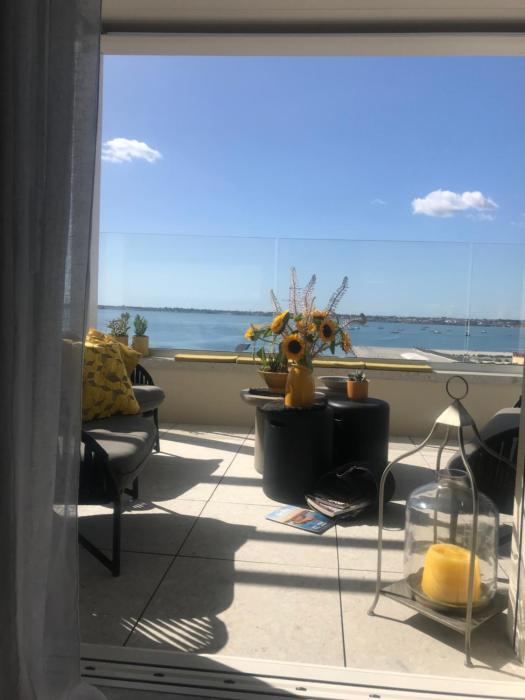 LA TERRAZZA SUL PORTO