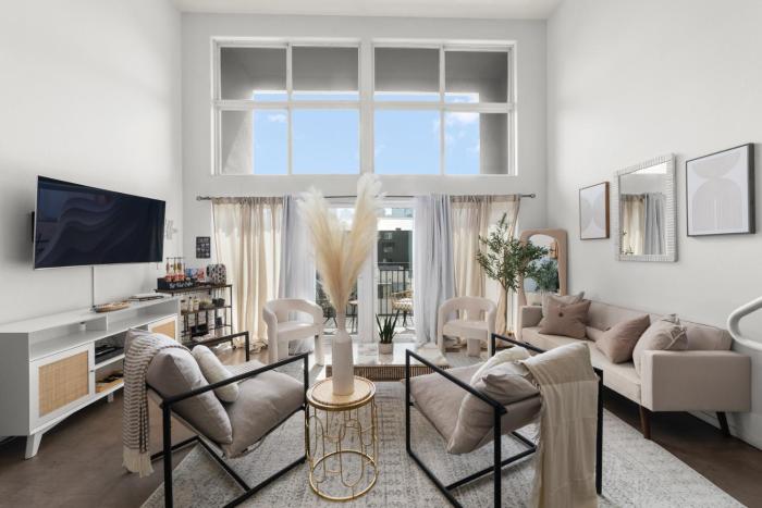 The Italian Retreat, Little Italy