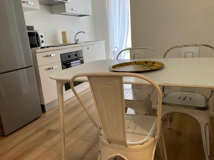 CASA NOVA Luxury Apartment Suite Fichi dIndia