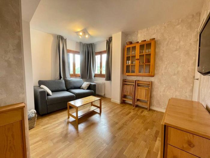 Acogedor Apartamento de 2 dormitorios con plaza de garaje