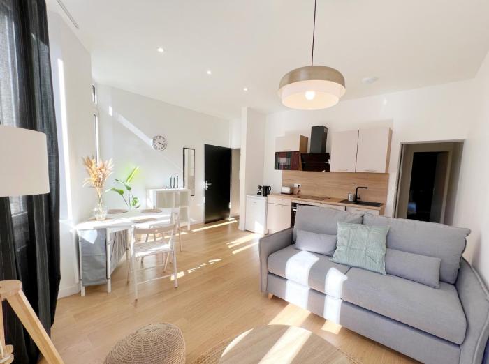 LE TREFLE DE FALGUIERE - Hypercentre- Gare