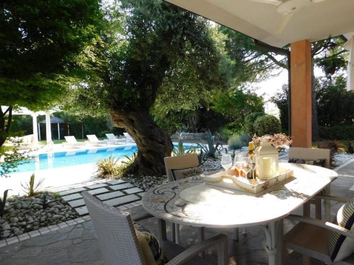 Wonderful villa with pool on Albarella