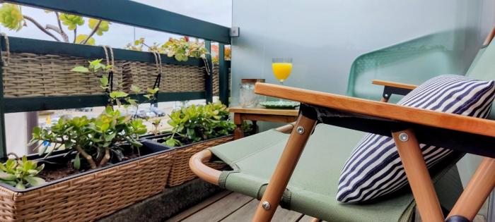 IH Apartments & Studios