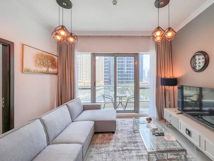 StoneTree - Furnished 1BR near Marina Walk