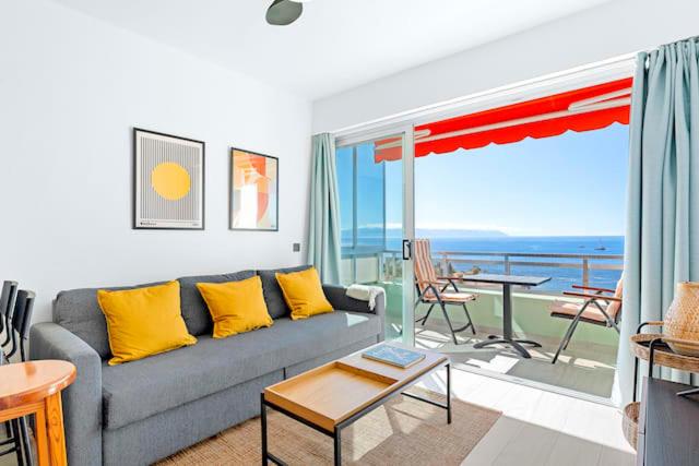 Modern cozy ocean view apartment near the beach with swimming pool in complex