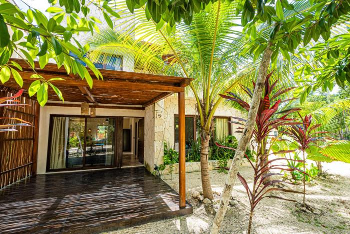 Tulum Jungle Villas - Chakra Artbat