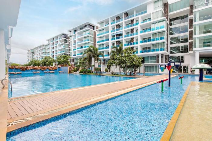 My Resort Condo with Pool View near Hua Hin Beach