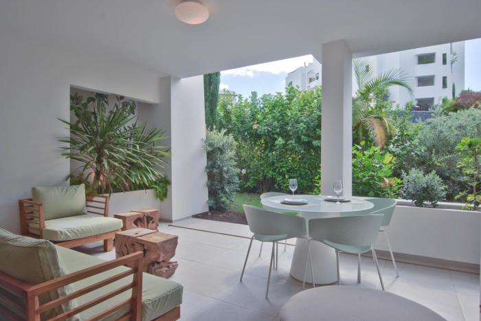 Jardines - Avago 0-3 GARDEN VIEW 1B