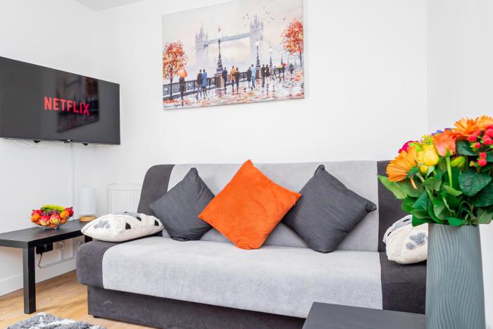 Contractors 8 Beds 3 Bath Parking Monthly Discount