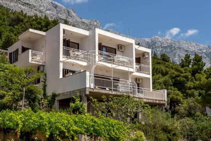 Apartments with parking space Baska Voda, Makarska - 301