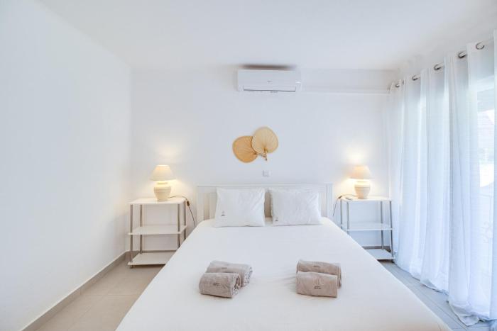 Modern Oasis 500m Beach with AC WiFi Pool