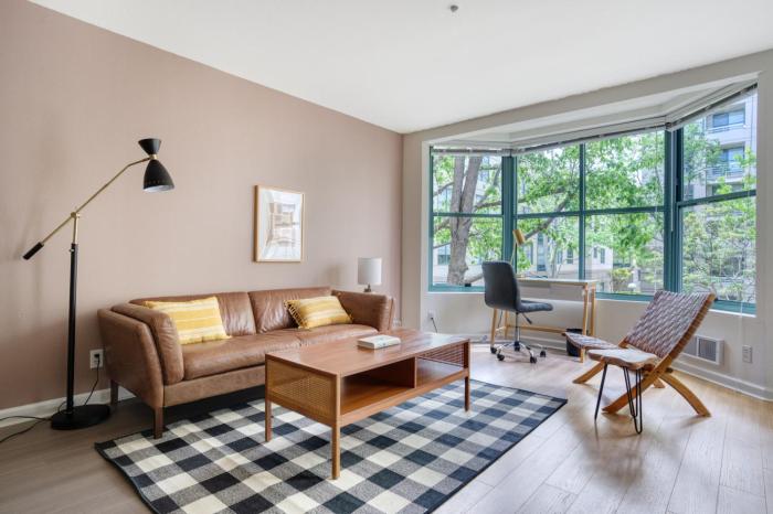 South Beach 2br w pool tennis spa SFO-1400