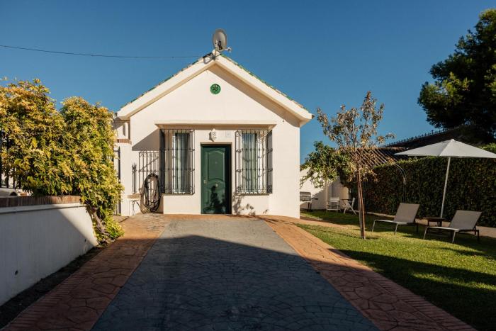 Agradable casa con jardín privado