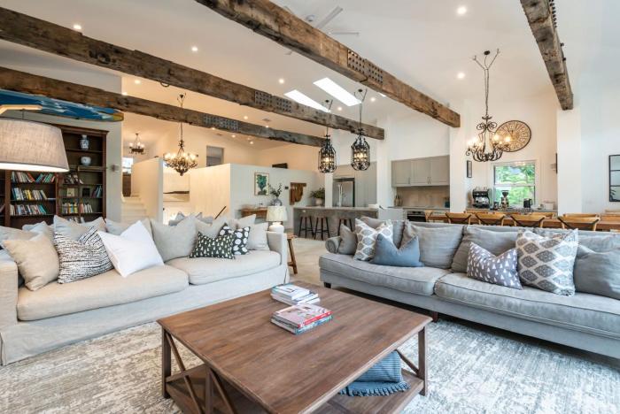 Chateau Rouge - Provincial Home Red Hill