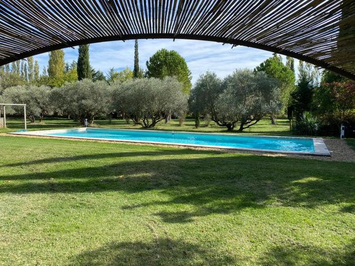 Mas des Bômes et spa merindol