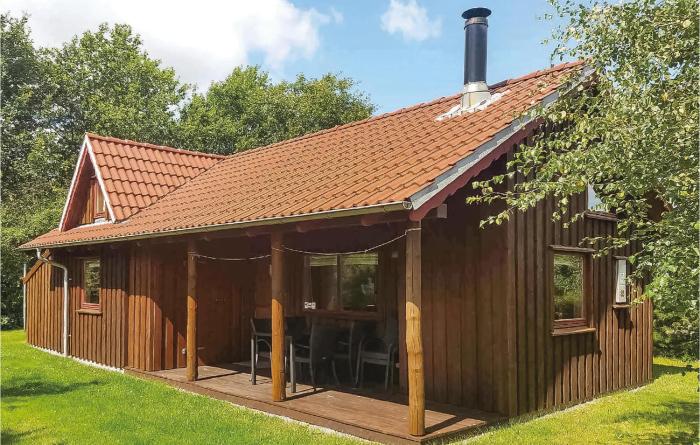 Two-Bedroom Holiday Home In Hovborg
