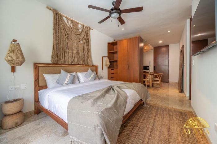 NHOA 102A Lux 2BR Condo Plunge Pool in Aldea Zama