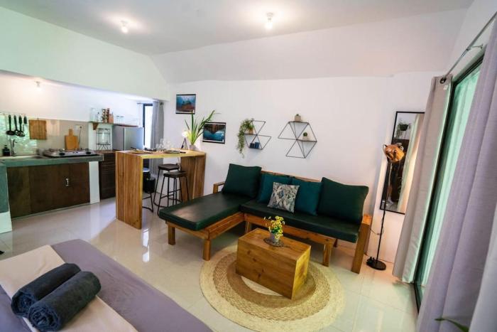 Jungle view studio with terrace