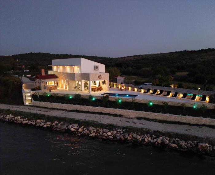 Villa Maritime - Bucht Ljubački