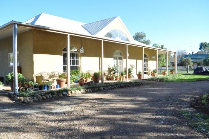 Strawbale House Bacchus Marsh