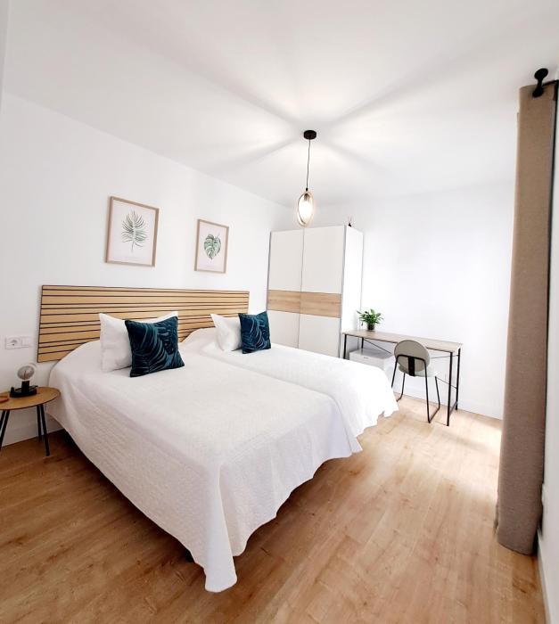 BuenaVista Gigantes Marina - Room with Private Bathroom