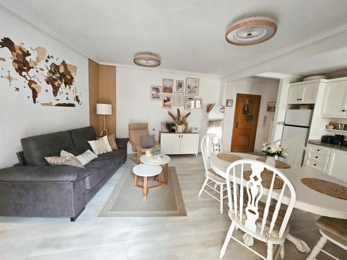 Casa Dorsya - near the beach, Torrevieja, Spain