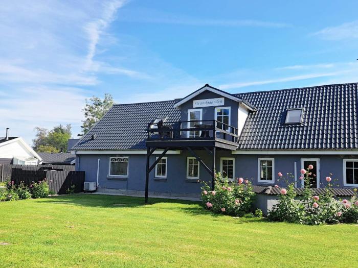4 person holiday home in Hadsund-By Traum