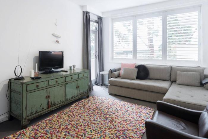 Sophisticated and Spacious South Yarra Sanctuary