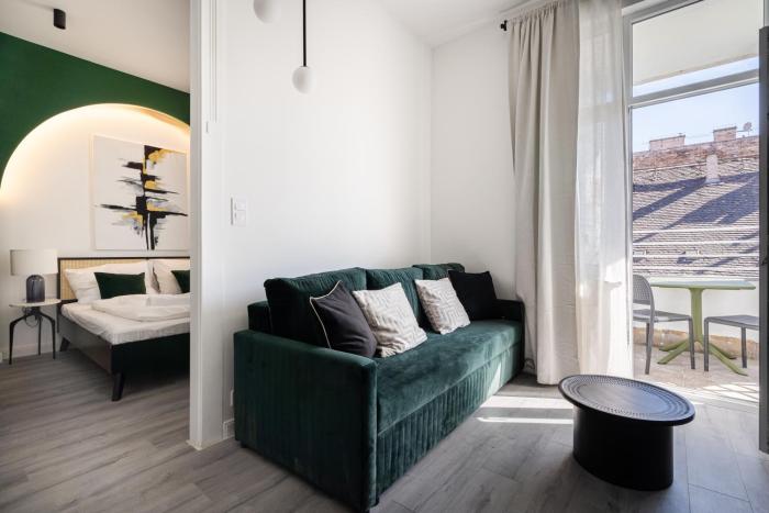 R6 - Boutique Apartments, Best Location By BQA