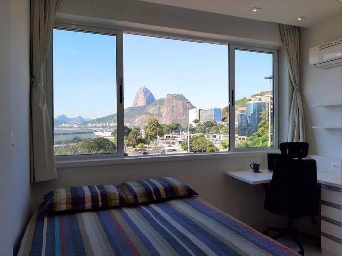 Studio suggar loaf - ocean view