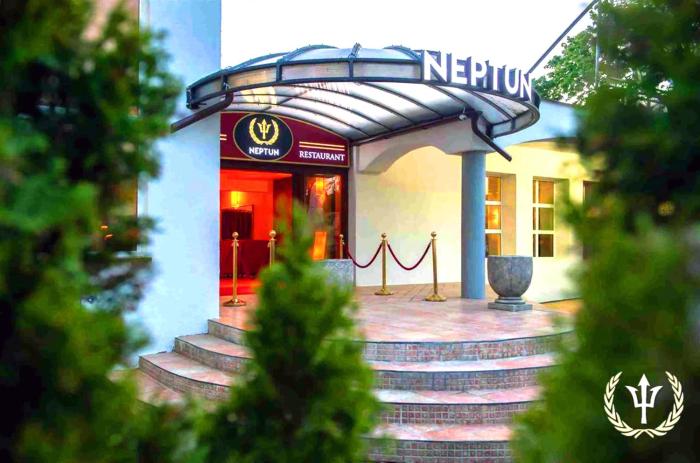 Neptun Ψ Rooms for rent