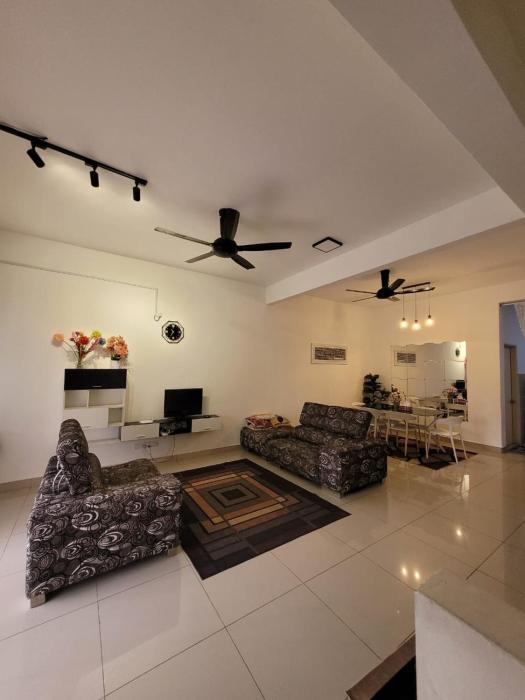 Andra Homestay KLIA