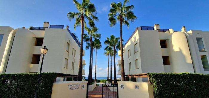 Beachfront Neptuno I, Complex,Views,Pool,Garden, Elviria