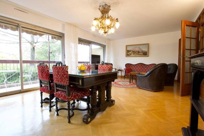 Le Jourdan clim terrasse ascenseur garage