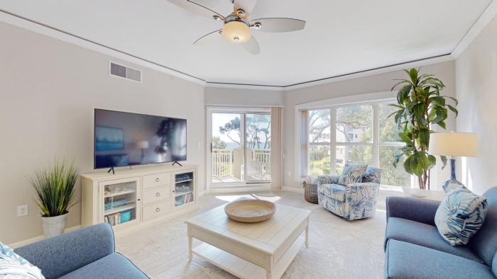 5201 Hampton Place South